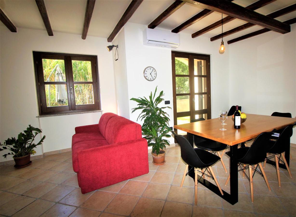 Fenile Apartments Santa Maria Navarrese Extérieur photo