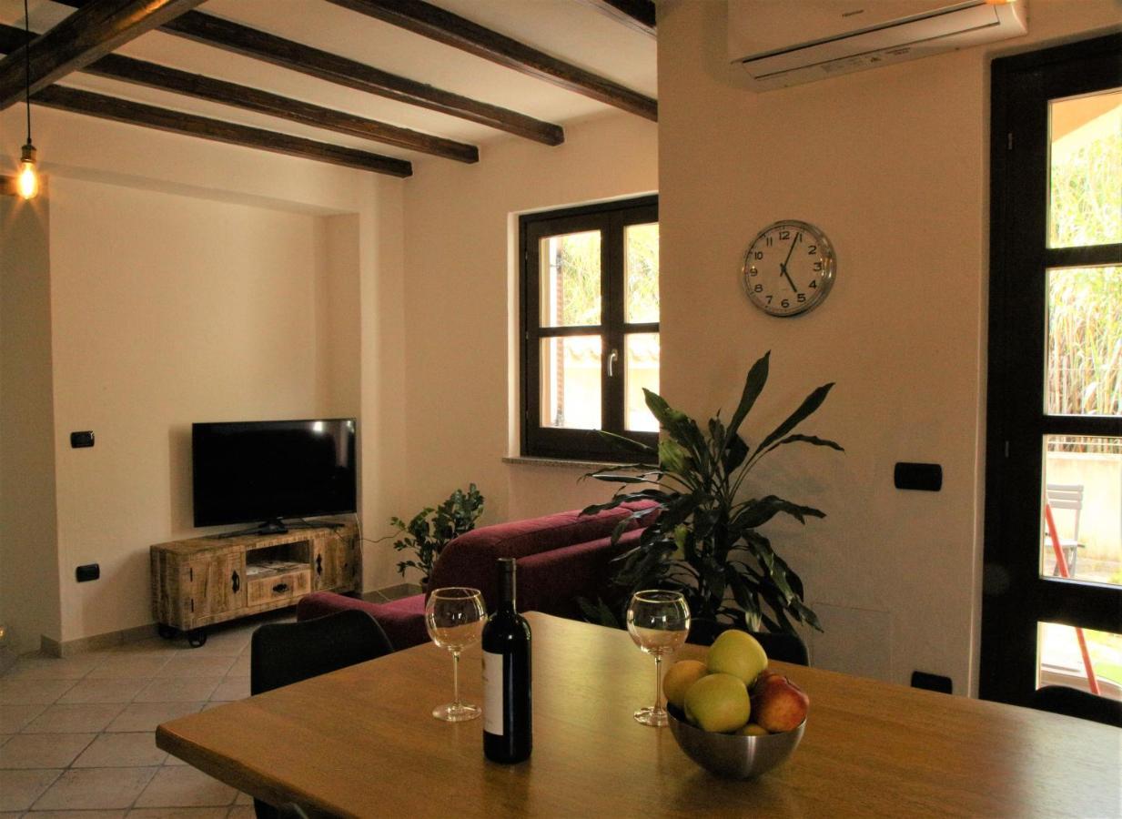 Fenile Apartments Santa Maria Navarrese Extérieur photo