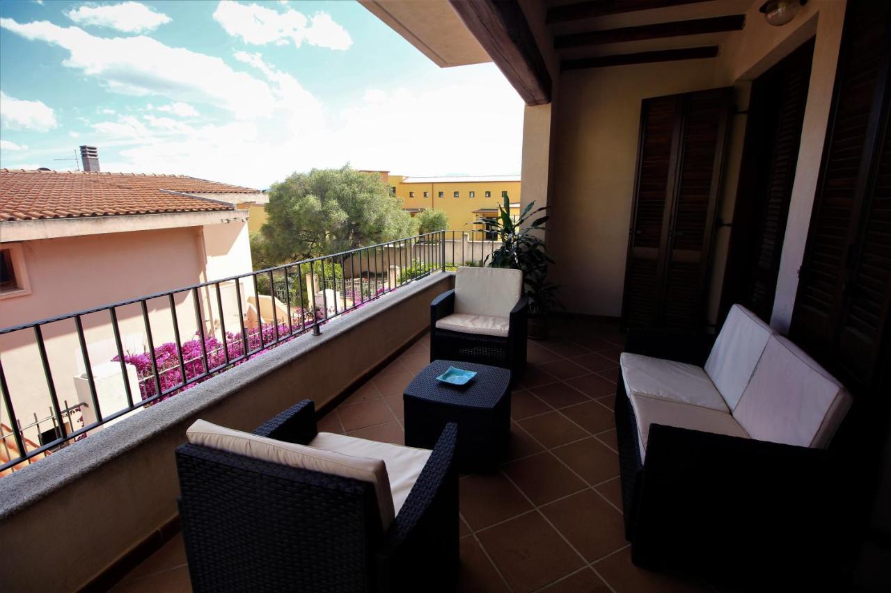 Fenile Apartments Santa Maria Navarrese Extérieur photo