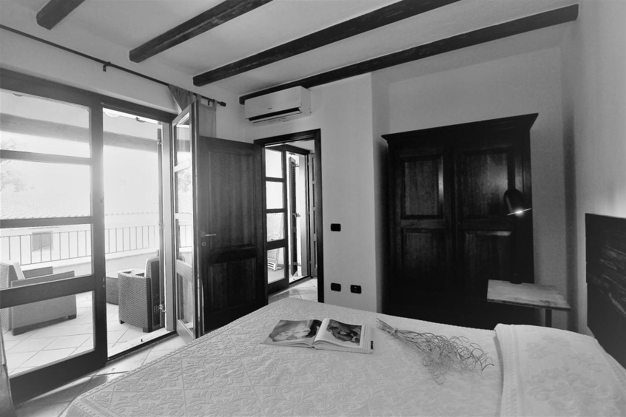 Fenile Apartments Santa Maria Navarrese Extérieur photo